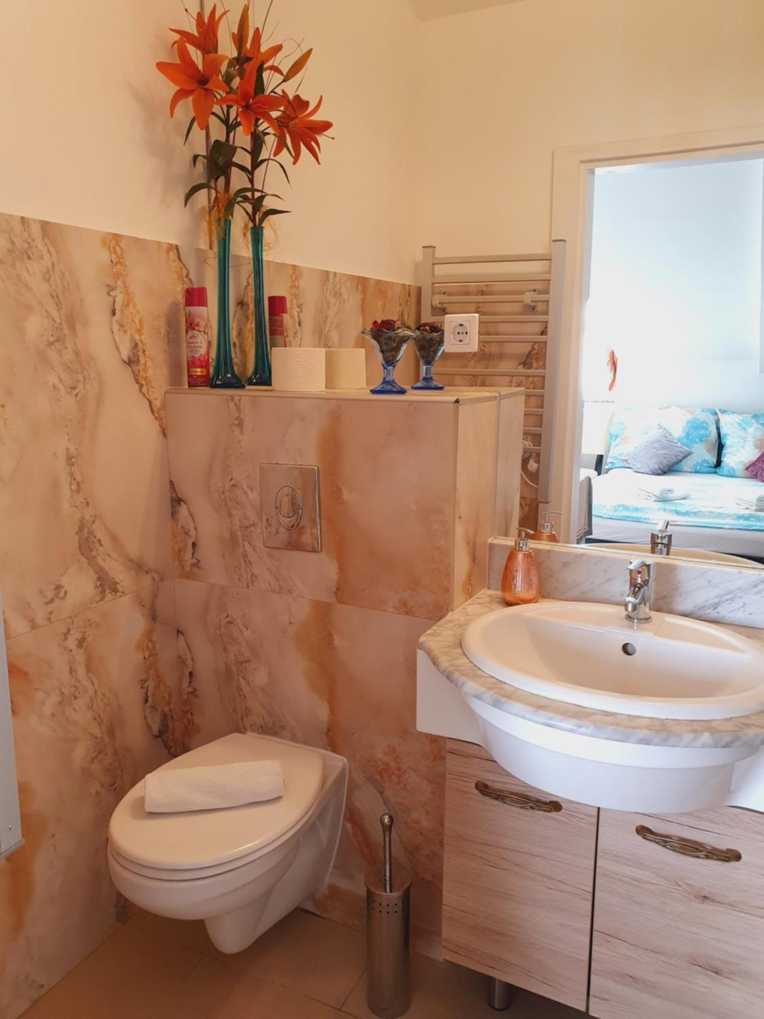 Karmelita Boutique Apartman Sopron Chambre photo