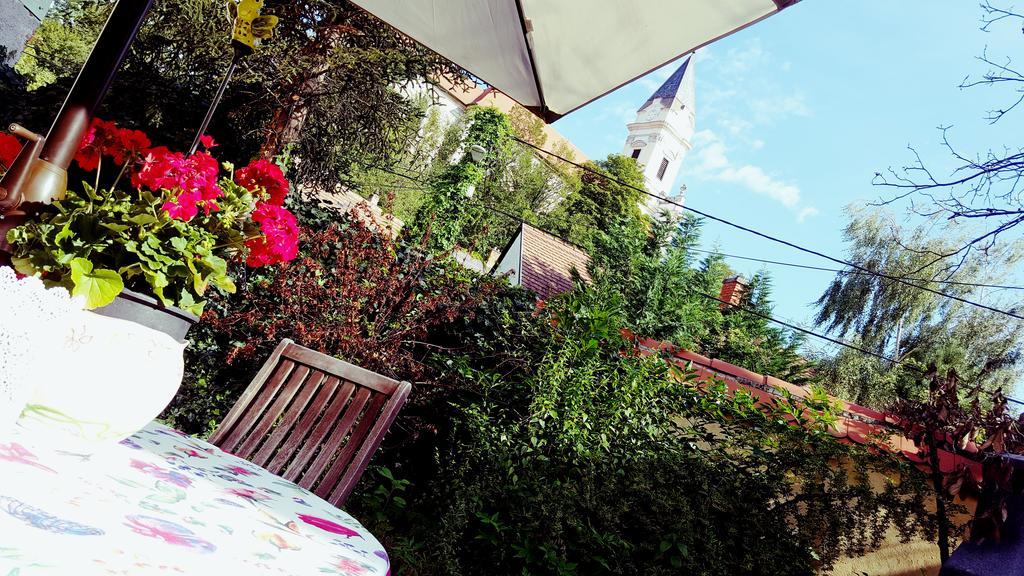 Karmelita Boutique Apartman Sopron Extérieur photo