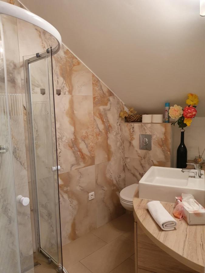 Karmelita Boutique Apartman Sopron Extérieur photo